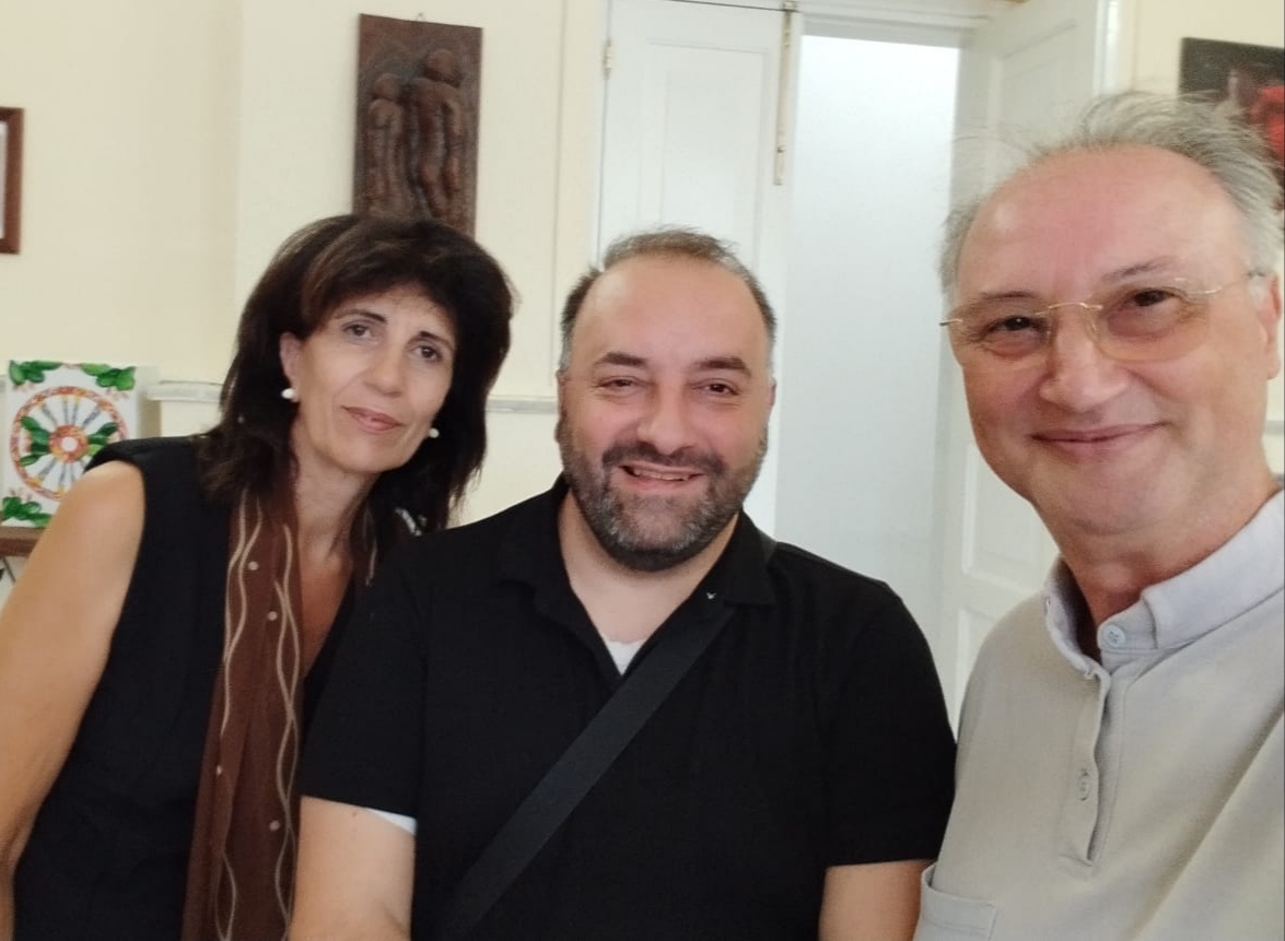 Accademia Bonifaciana - Il rettore presidente Sante De Angelis in visita al Lice Artistico di Caltanissetta