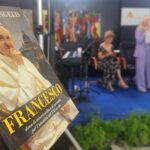 Accademia Bonifaciana - “Francesco”, il libro di Sante De Angelis presentato al “Fiuggi Expo Jubilaeum”
